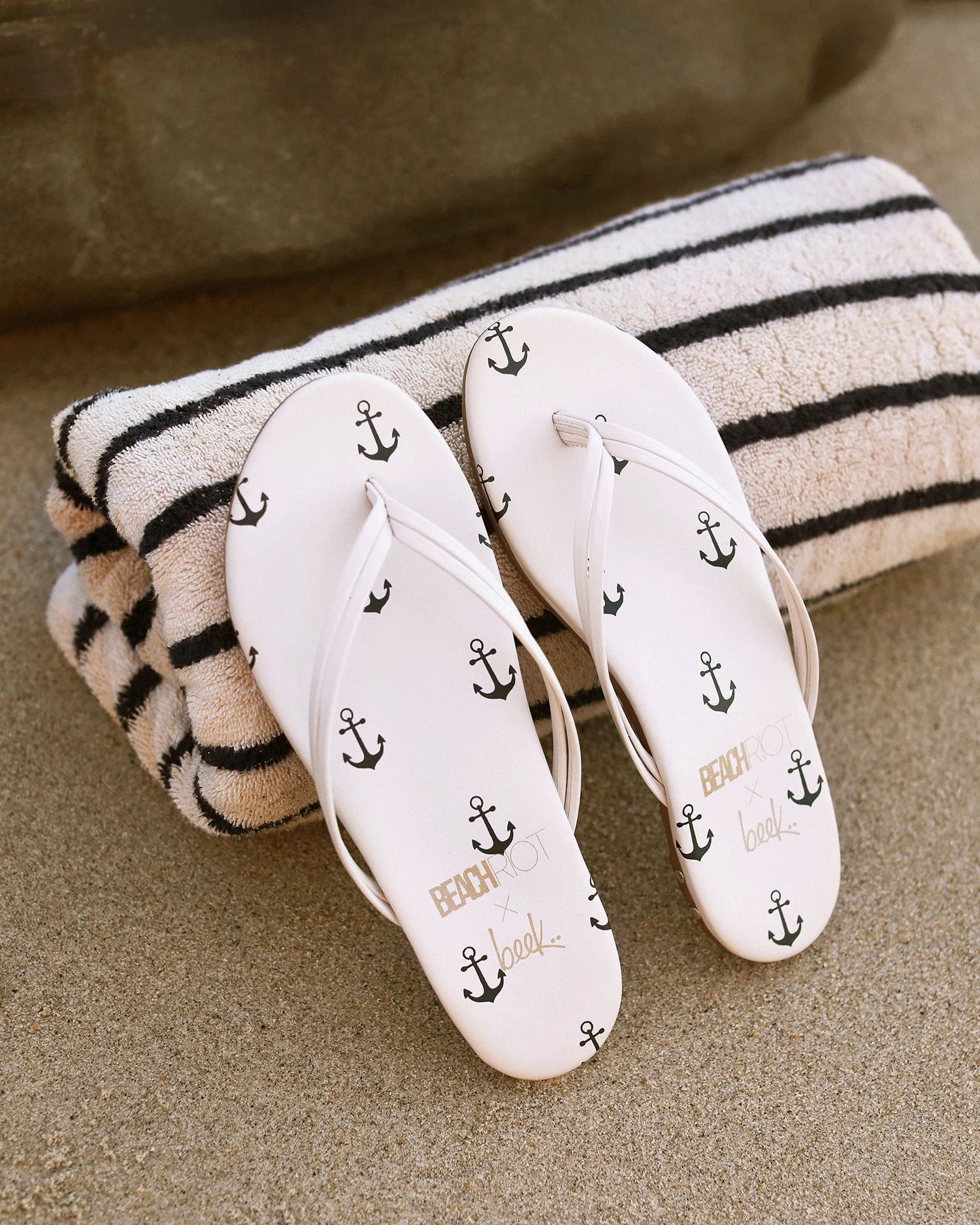BEACHBIRD - Vanilla/Navy - Image 3
