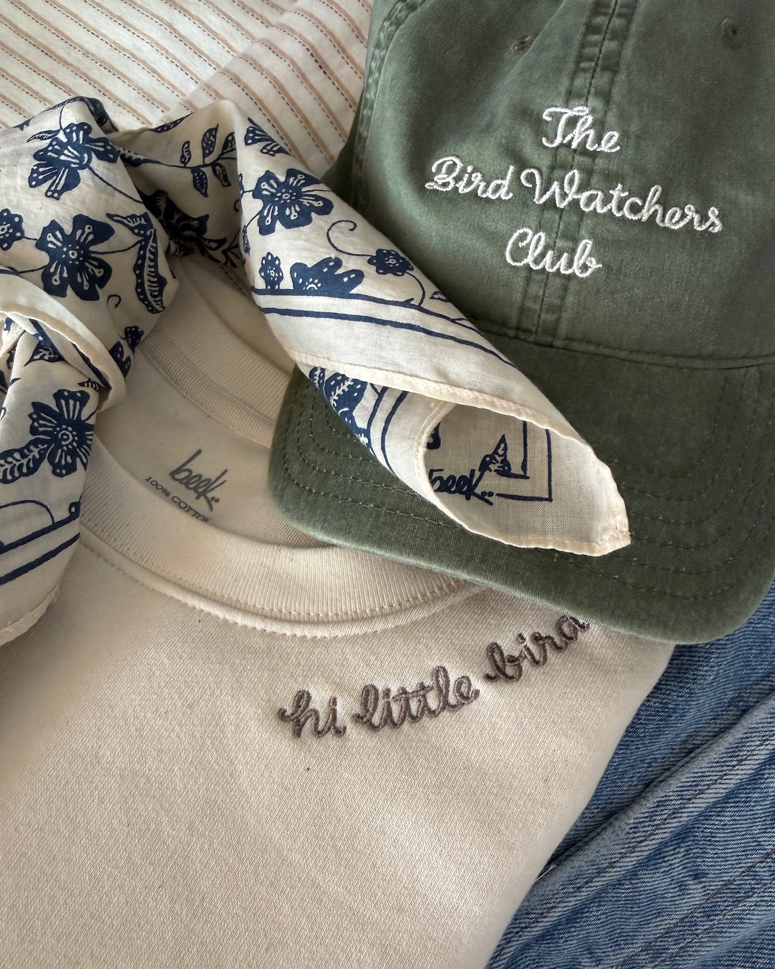 Little Bird Sweatshirt - Vintage White - Image 4