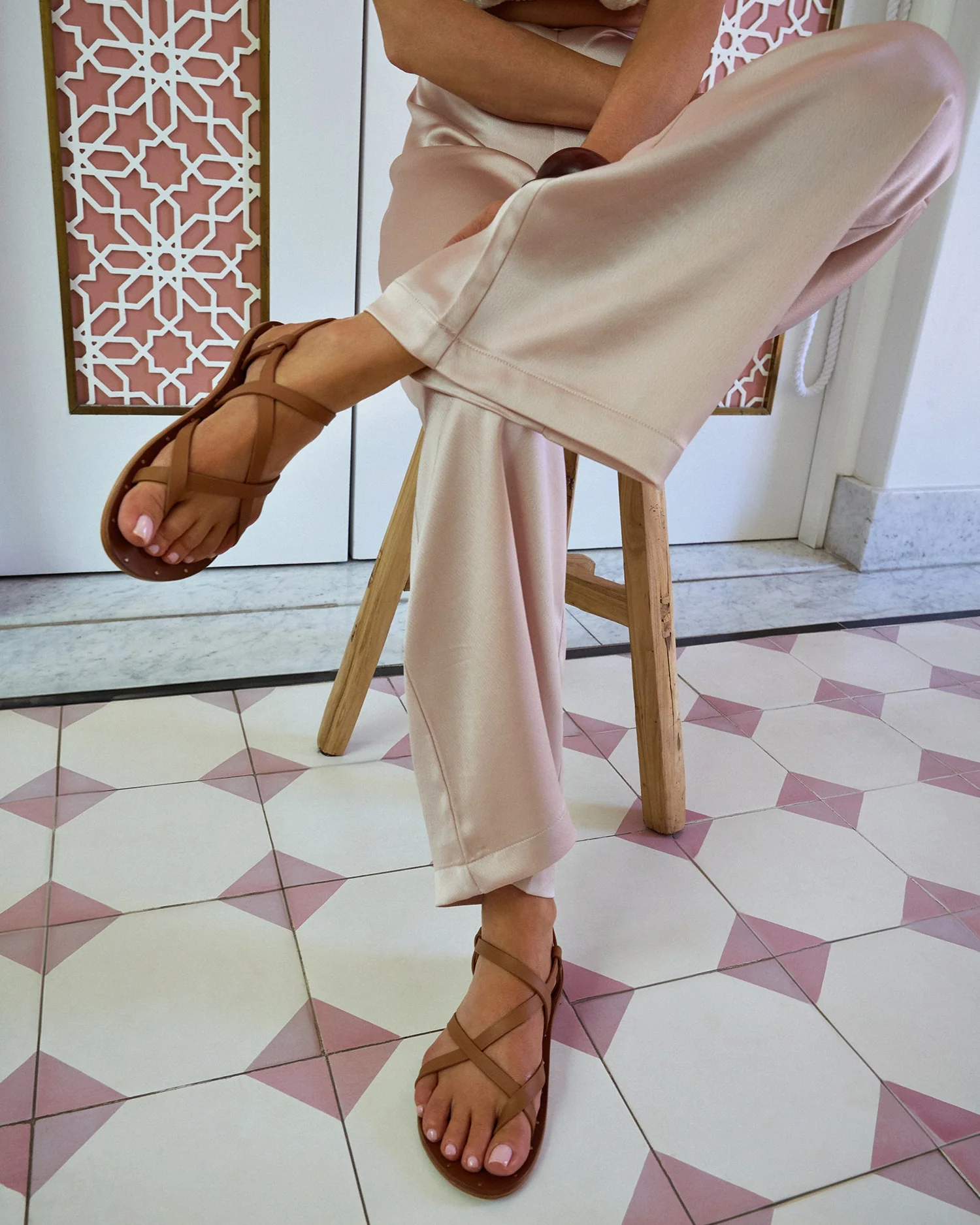 LINNET - Tan - Image 4