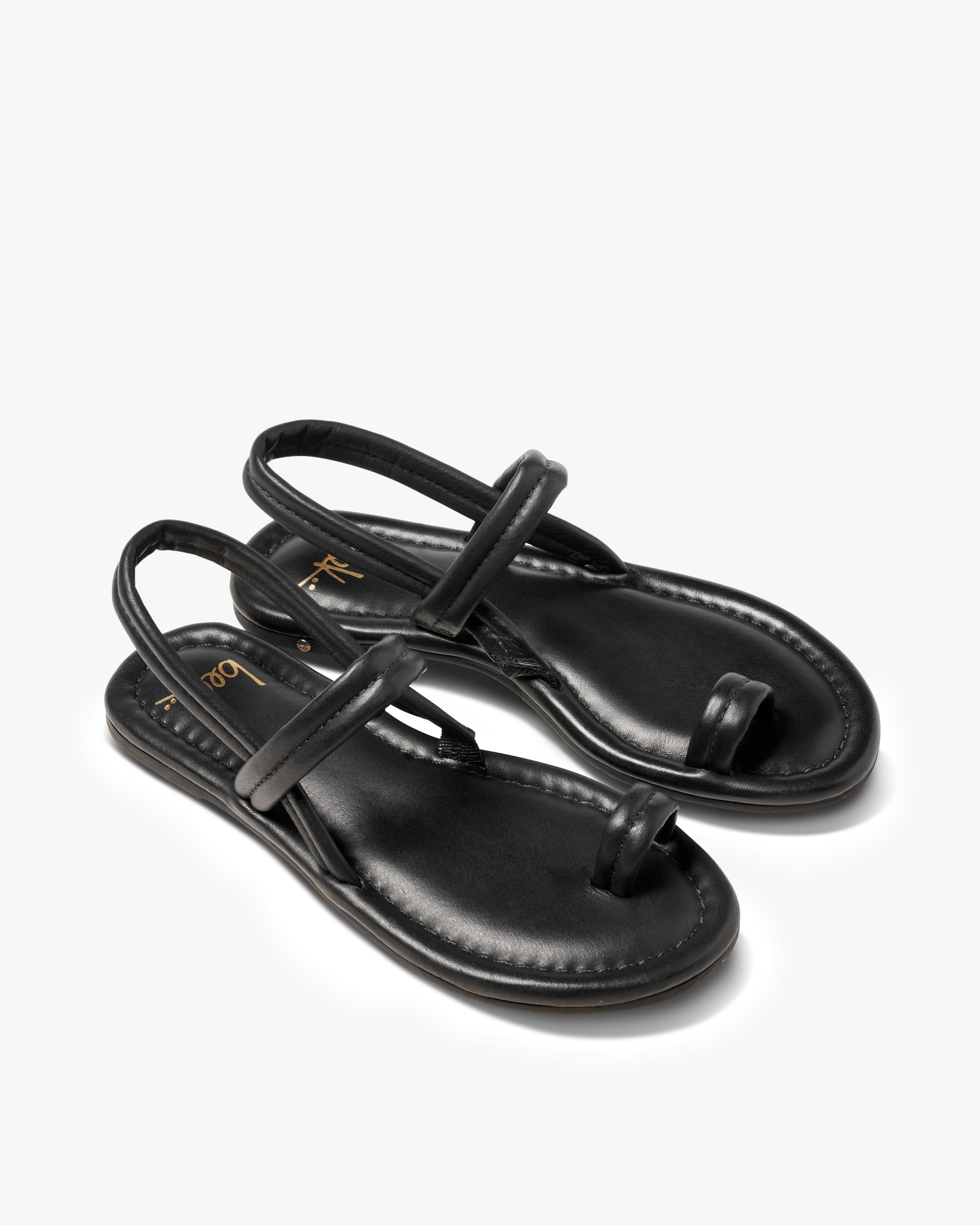 PAVO - Black